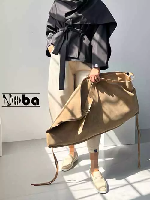 کیف دوشی خیلی بزرگ